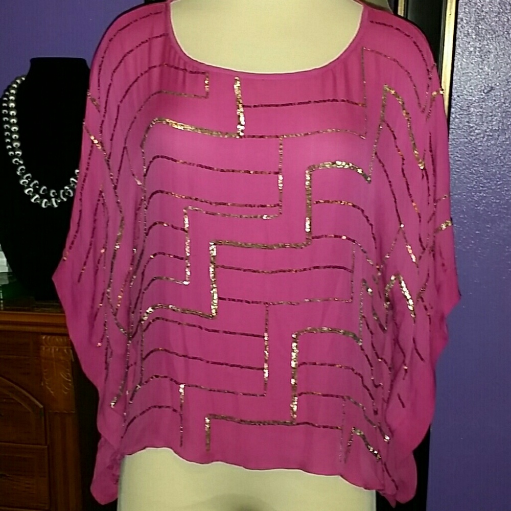 Nice Parker sequence blouse
